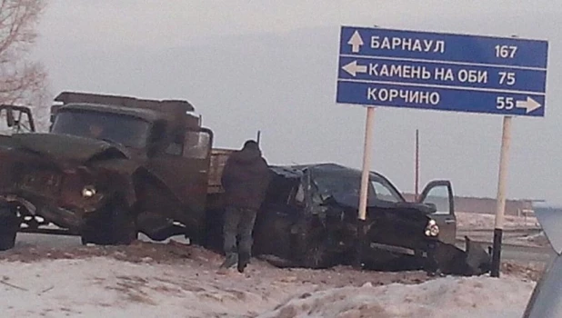 Автобус барнаул камень на оби завтра. Тюменцево Алтайский край. Село Тюменцево Алтайский край. Барнаул Тюменцево. Аварии в Тюменцевском районе Алтайского края.