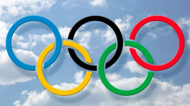 Три триатлониста снялись с эстафеты на Олимпиаде