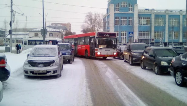 Авария у концертного зала