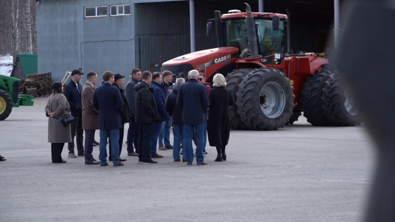 Выездная дискуссионная площадка в рамках подготовки к региональному форуму партии «Единая Россия» «Есть результат!». пресс-служба партии «Единая Россия».