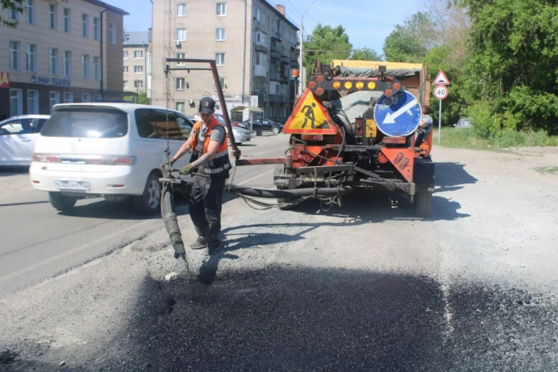 Вице-мэр Барнаула побывал на Попова и Павловском тракте. Официальный сайт города Барнаула