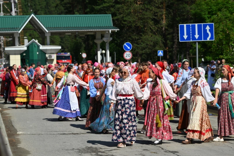 День России на Бирюзовой Катуни. Дмитрий Лямзин