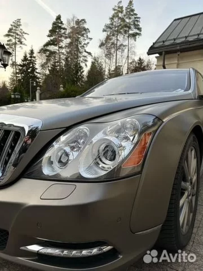 Стильный Maybach в матовой расцветке продают за 50 млн рублей