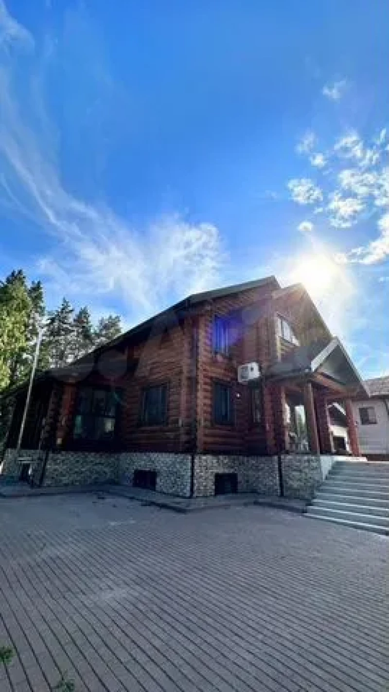 Идеальный дом с огромной гардеробной продают в пригороде Барнаула за 39 млн рублей