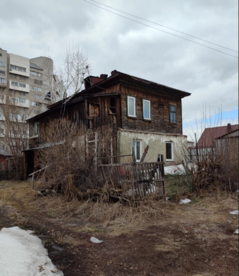 Три колоритные сталинки в центре Барнаула пойдут под снос. Адреса
