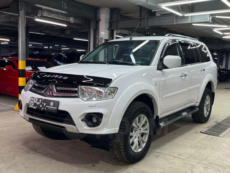 Mitsubishi Pajero Sport с вместительным салоном ждет своего владельца в Барнауле
